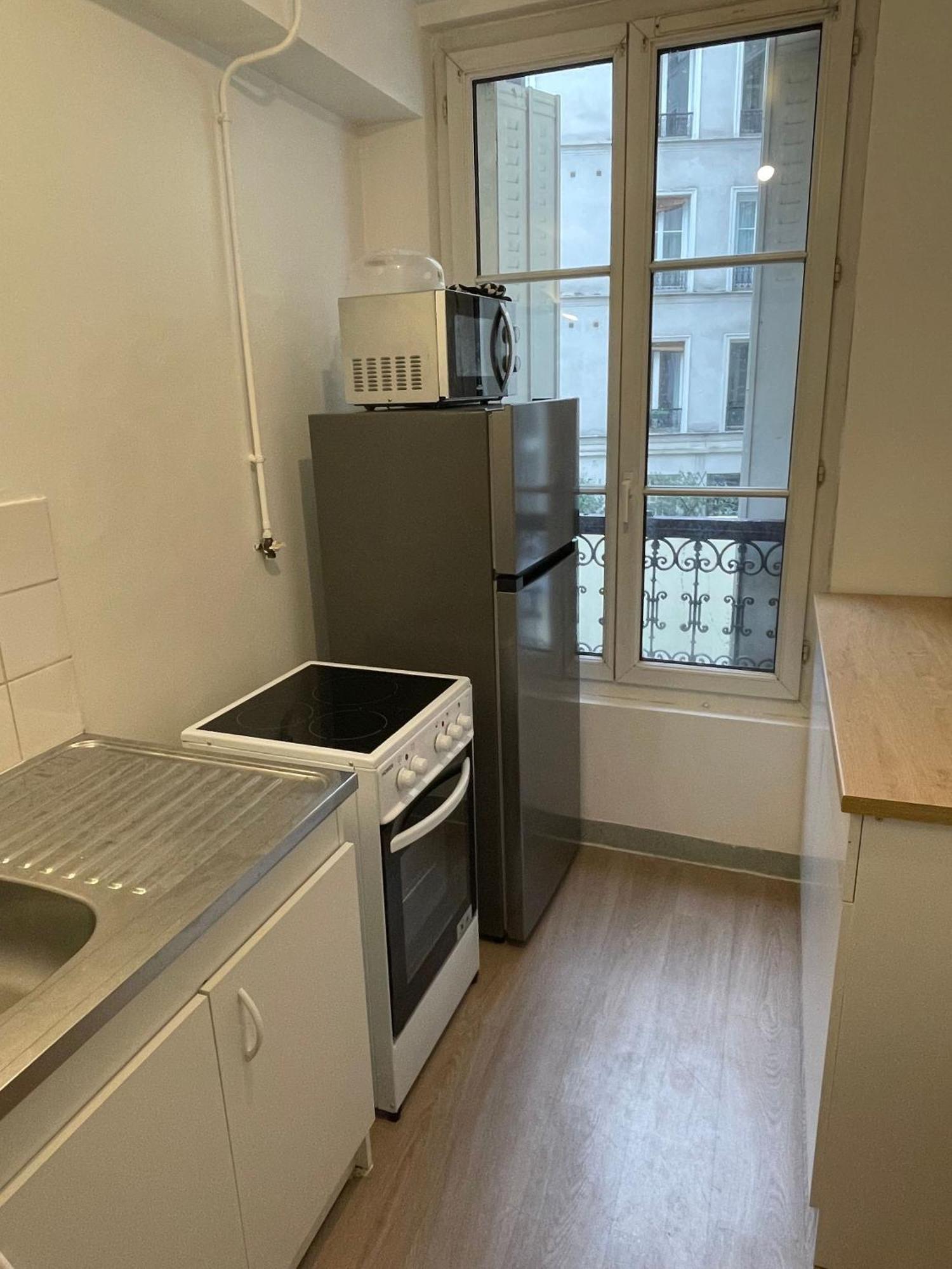 In - In Gare De Lyon Guest house Paris